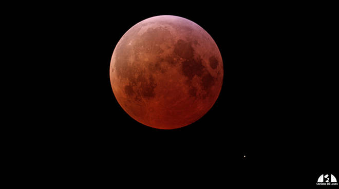 Eclissi lunare (foto dal sito del gruppo astrofili)