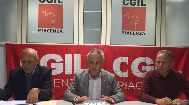 Conferenza stampa Ires in Cgil