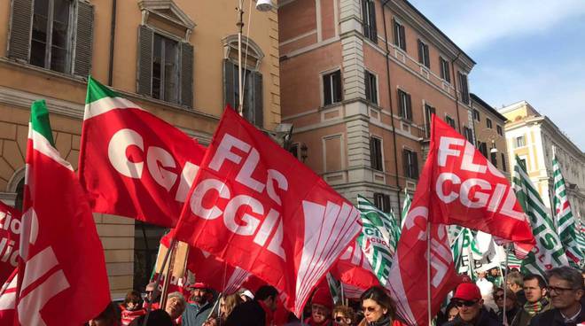 La manifestazione dei sindacati a Roma