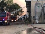 L'incendio all'azienda agricola di Podenzano