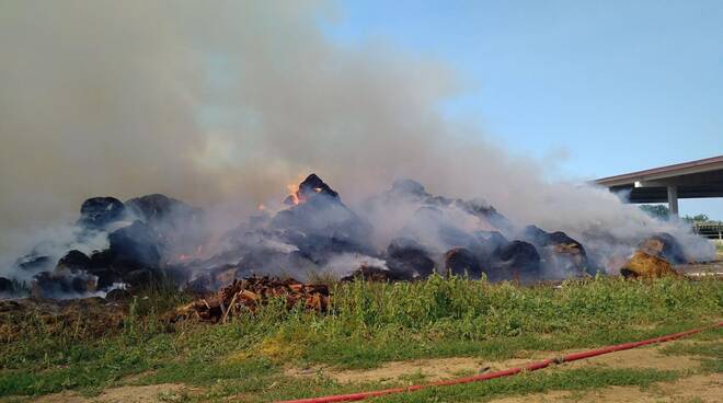 Incendio azienda agricola Borgonovo