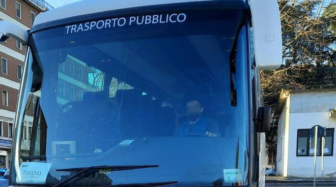 Bus turistico trasporto pubblico