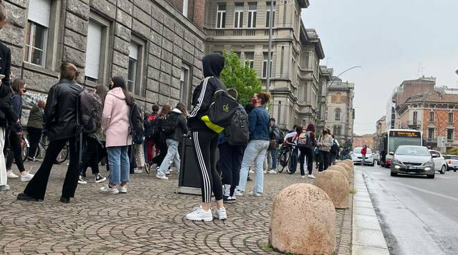 Il ritorno a scuola in zona gialla a Piacenza