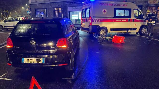 Incidente ciclista rotonda Barriera Genova