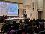 incontro costruire nuove scuole