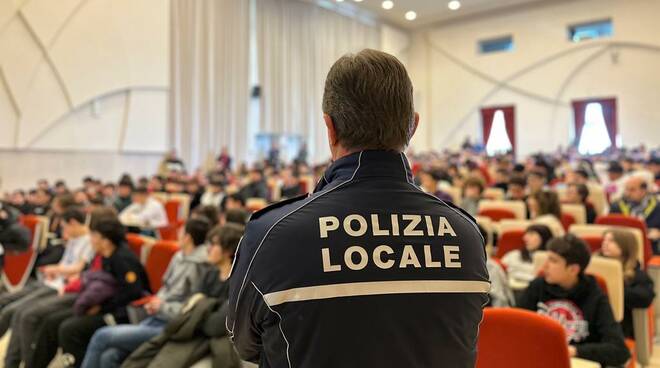 educazione stradale Isii Marconi polizia locale