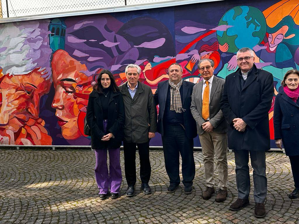 Murale Clessidra Enaip donato da Fondazione