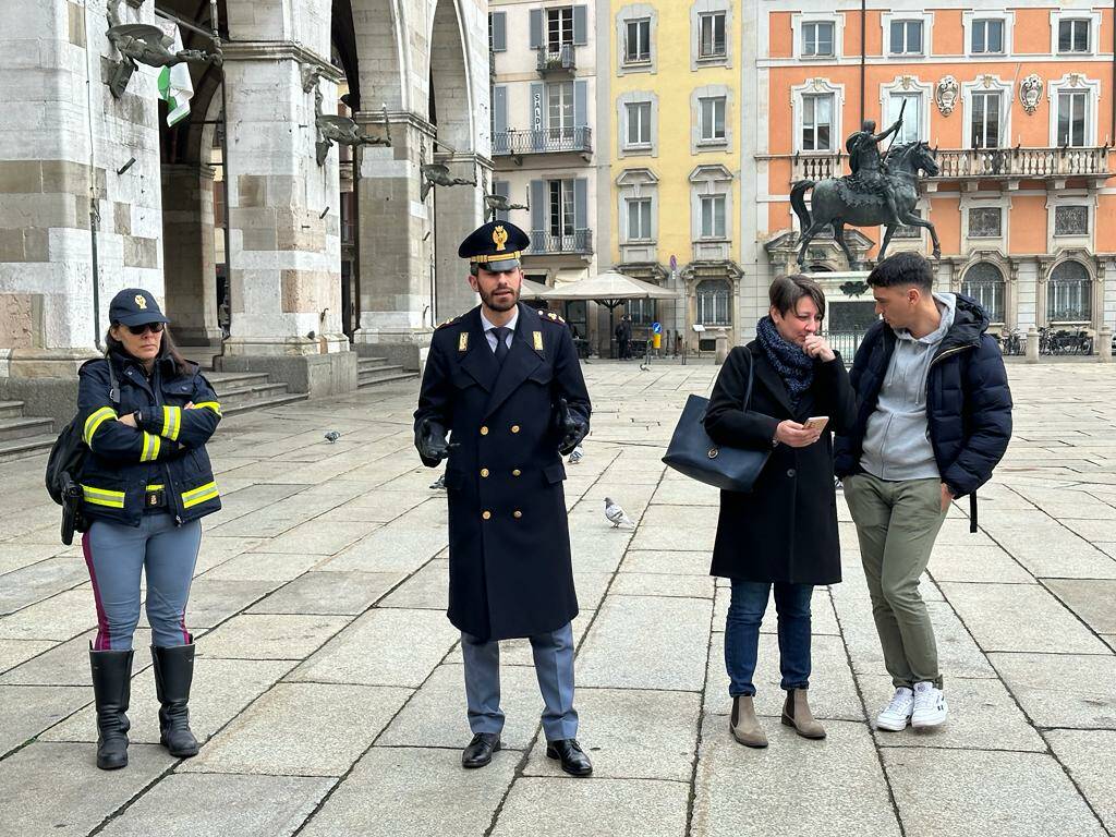 Una vita da social polizia