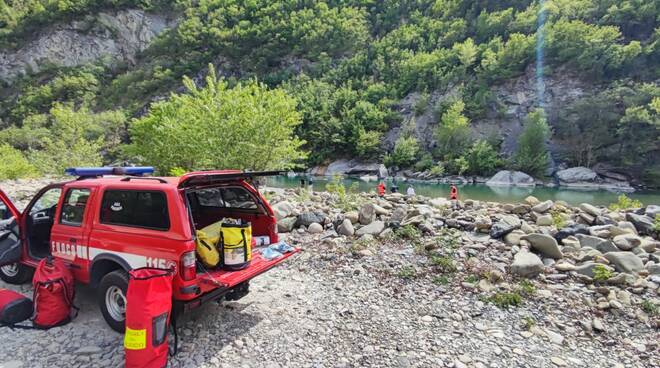 cadavere in Trebbia vigili del fuoco