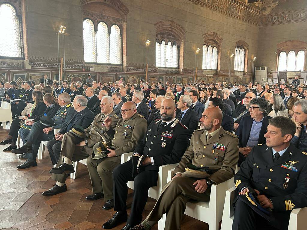 Calano i reati ma non il senso di insicurezza. Valorizzare il lavoro delle  forze dell'ordine 