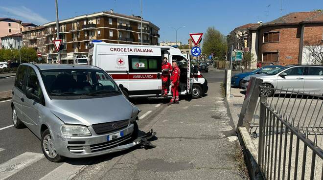 Incidente cancellata sfondata