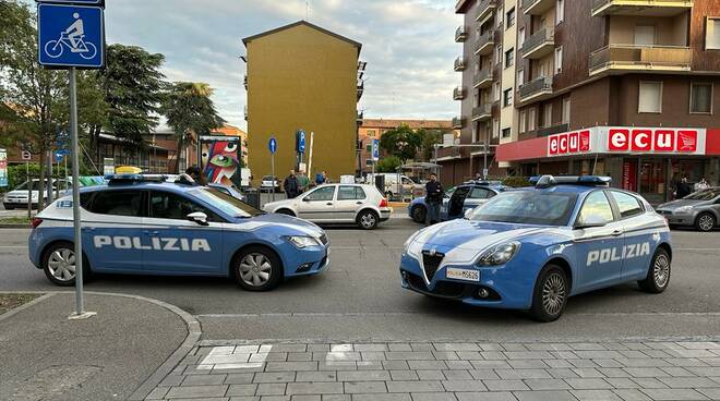 polizia sventata rapina volanti