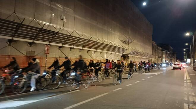 Critical mass contro la violenza sulle donne