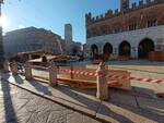 villaggio di Natale assemblaggio piazza Cavalli