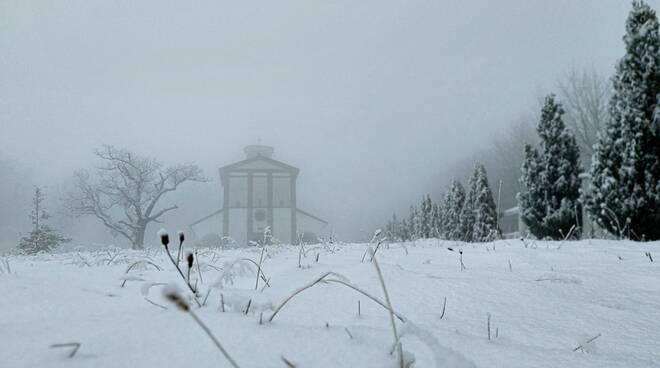 neve e nebbia monte santa franca tiramani