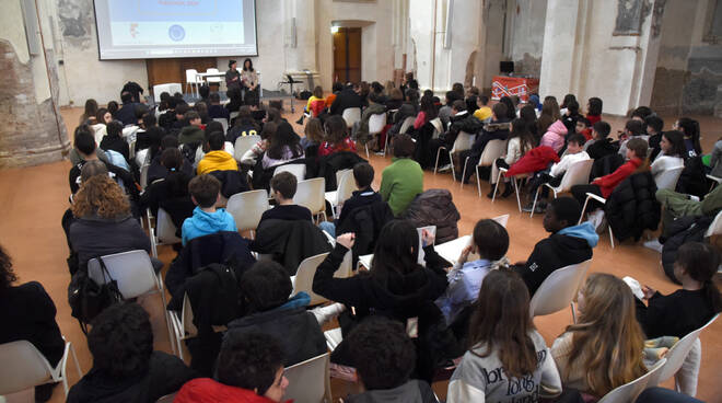 Consiglio comunale delle ragazze e dei ragazzi: l'apertura dei lavori all'ex Carmine