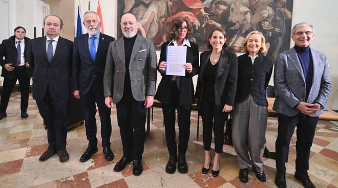 Firma protocollo Università