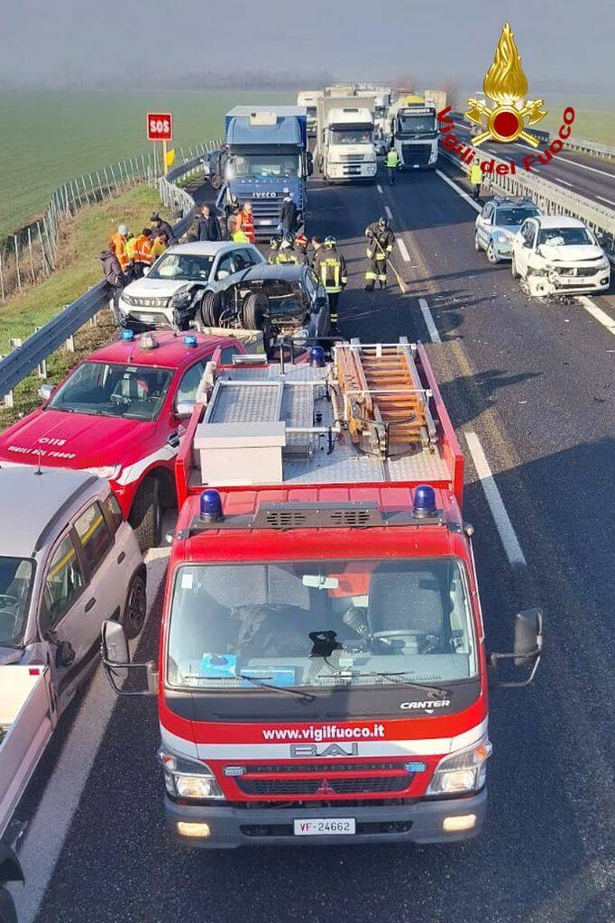 tamponamento a21 vigili del fuoco