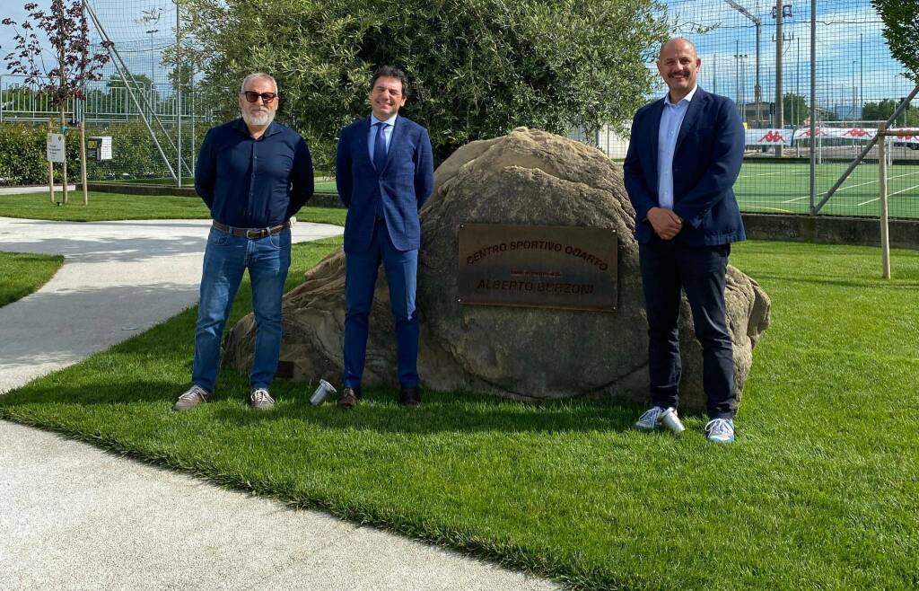 Da sinistra Basilio Mandas, Gianluca Andrina e l'assessore cittadino allo sport Mario Dadati