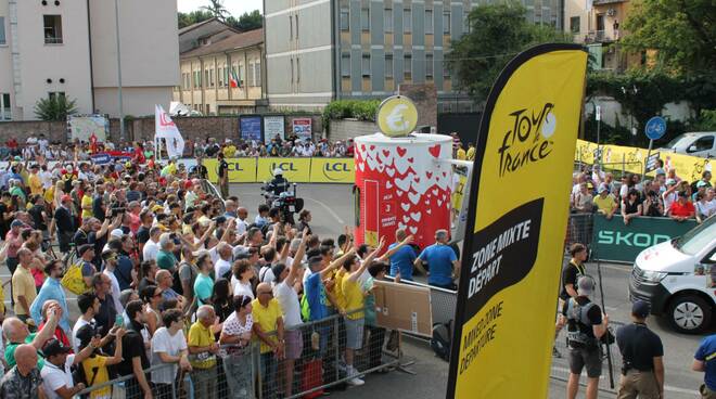 Il villaggio del Tour de France