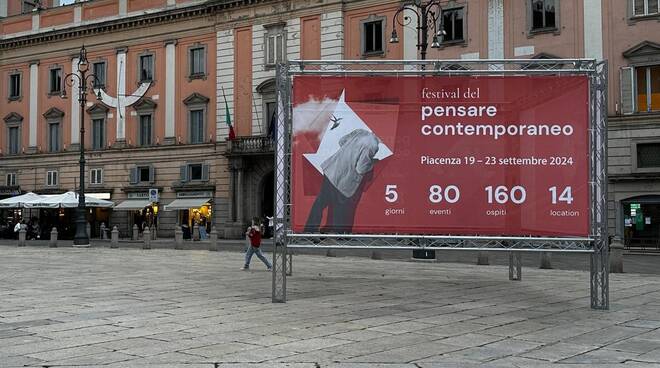 Festival Pensare Contemporaneo 2024 Piazza Cavalli