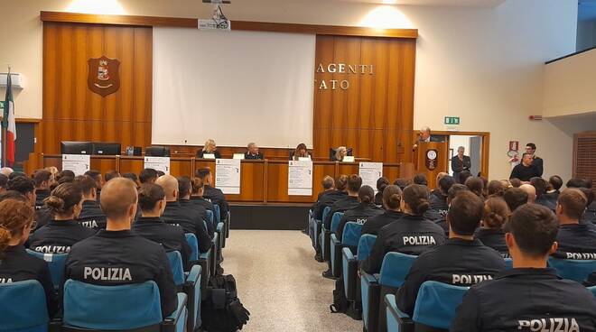 prevenzione tumore al seno polizia